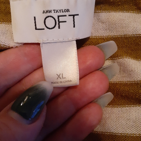 Loft Sweater - Picture 2 of 4